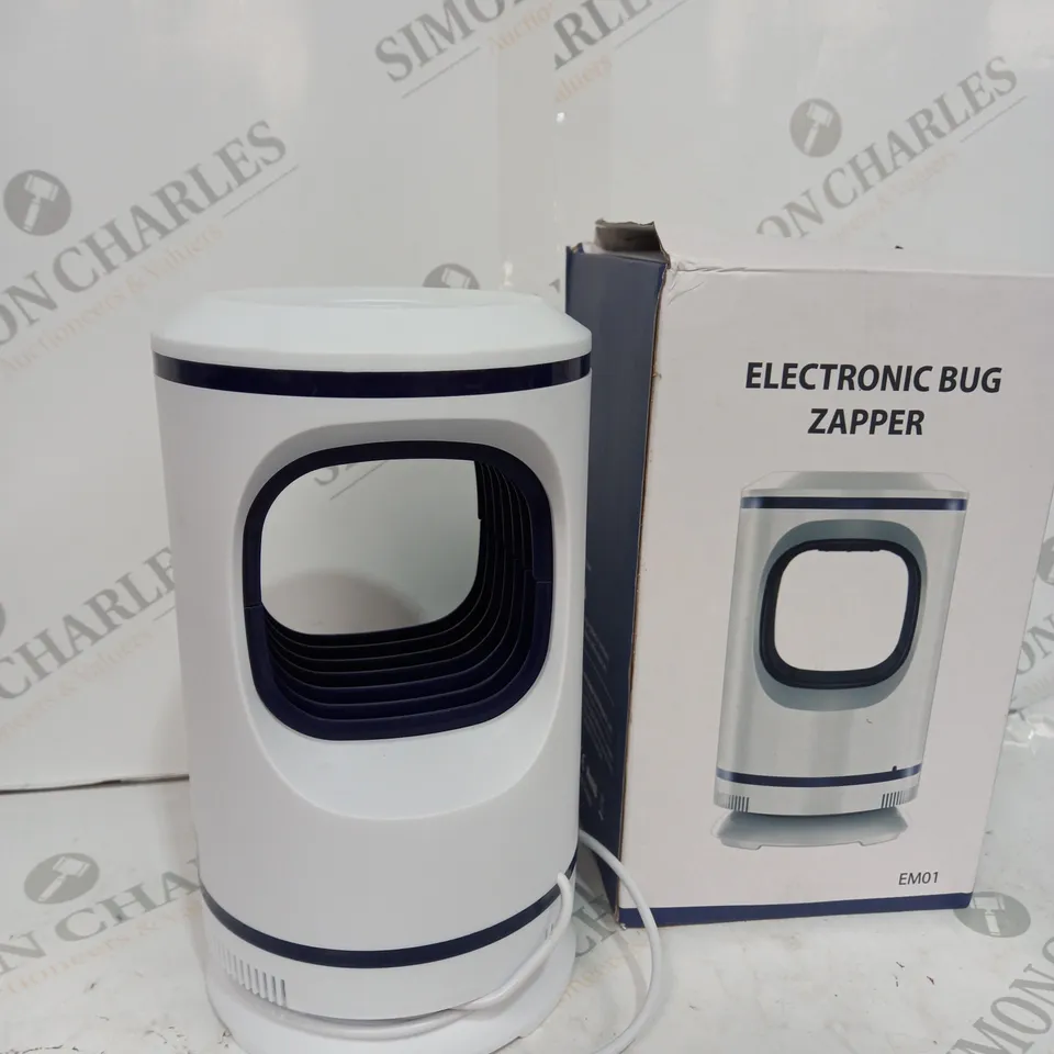 BOXED EM01 ELECTRONIC BUG ZAPPER 