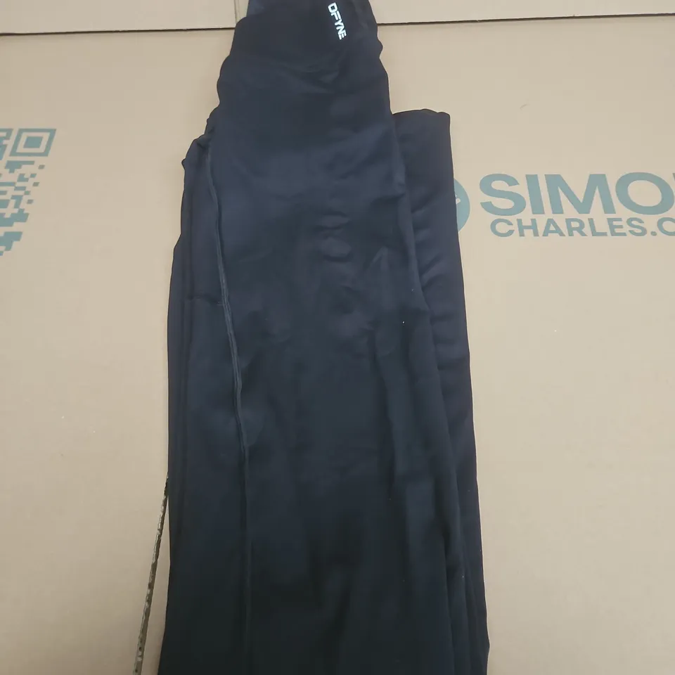 DFYNE FLARED LEGGINGS - SIZE SMALL - TALL