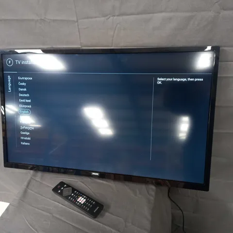 PHILIPS 32PFS6805 32 INCH FULL HD LED SMART TELEVISION WITH REMOTE AND STAND