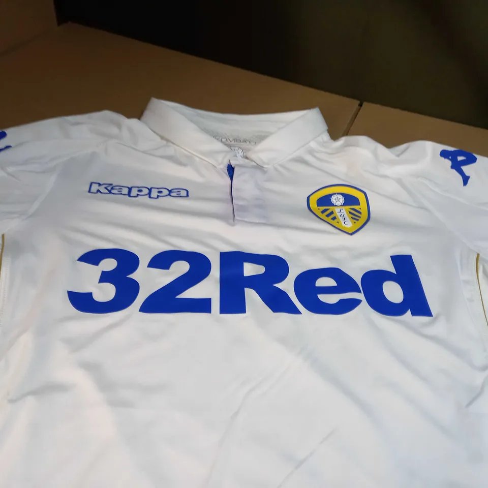 LEEDS UNITED F.C FOOTBALL JERSEY - LARGE