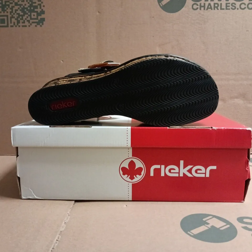 BOXED PAIR OF RIEKER OPEN TOE PLATFORM SANDALS IN ANIMAL PRINT/BLACK SIZE UK 6