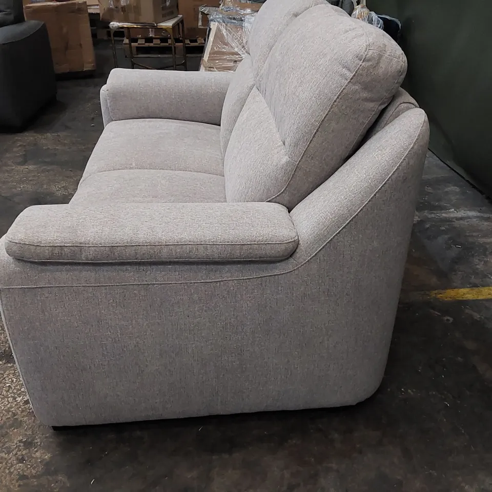 QUALITY ITALIAN DESIGNER PARMA NEW LOVESEAT LIGHT GREY FABRIC 