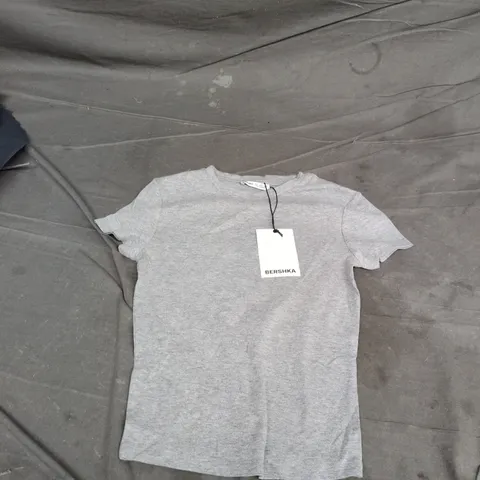BERSHKA GREY T-SHIRT – SIZE M (EU/US)