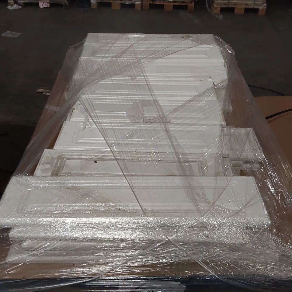 PALLET OF LARGE QUANTITY OF KITCHENS/BEDROOM REPLACEMENT CABINET DOOR/DRAWER/END PANELS IN ASSORTED SIZES