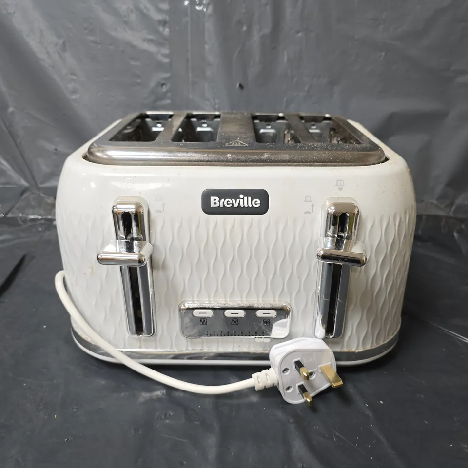 BREVILLE CURVE COLLECTION 4 SLICE TOASTER IN WHITE GLOSS