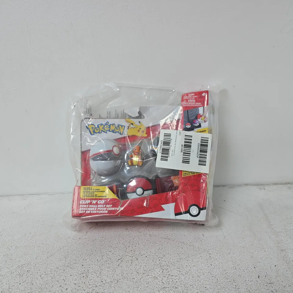 POKEMON CLIP N GO POKE BALL BELT SET