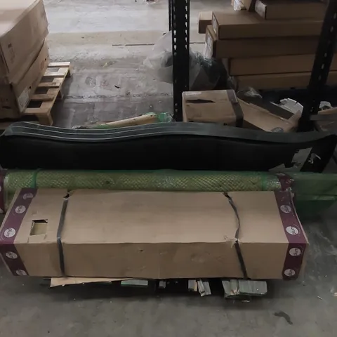 PALLET OF ASSORTED PLUM TREE HOUSE/TOY PARTS