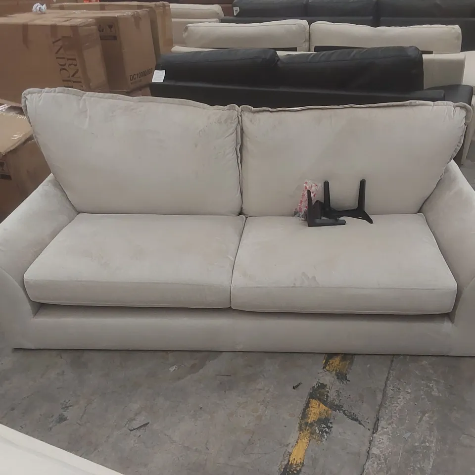 QUALITY DESIGNER VELVET UPHOLSTERED 3-SEATER SOFA