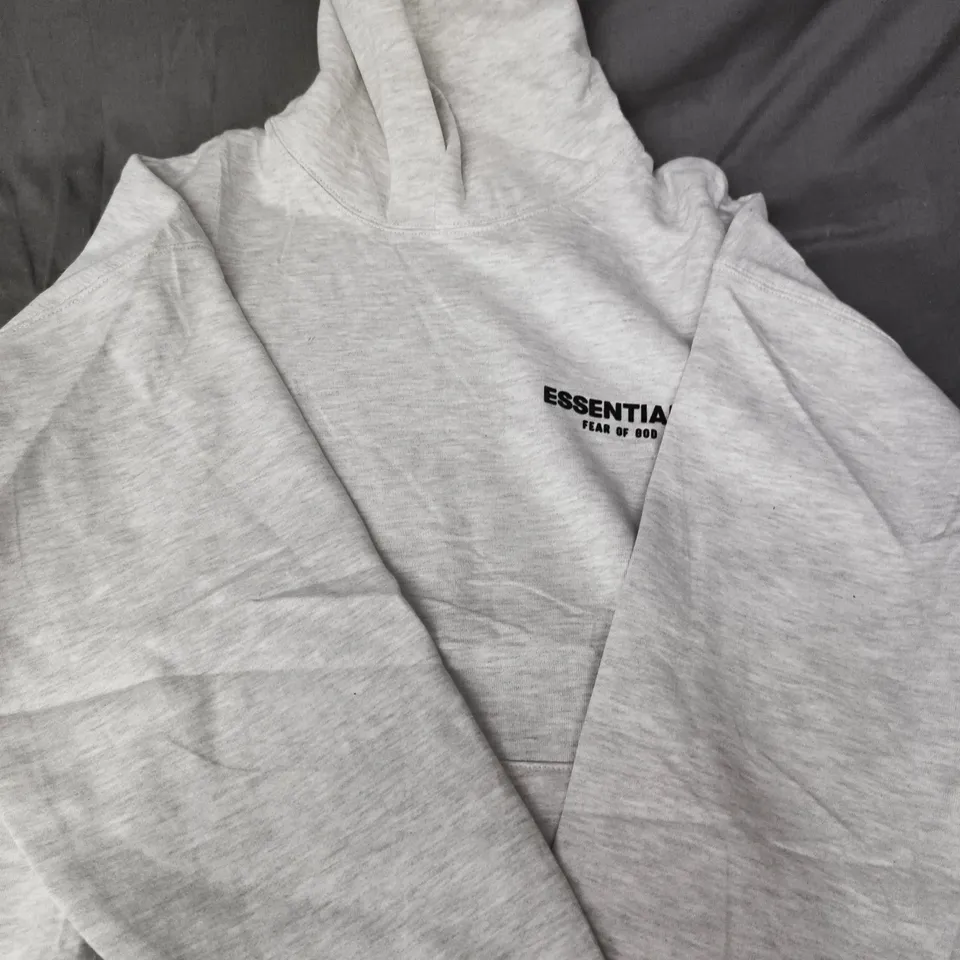 ESSENTIALS FEAR OF GOD HOODIE IN LIGHT GREY SIZE MEDIUM