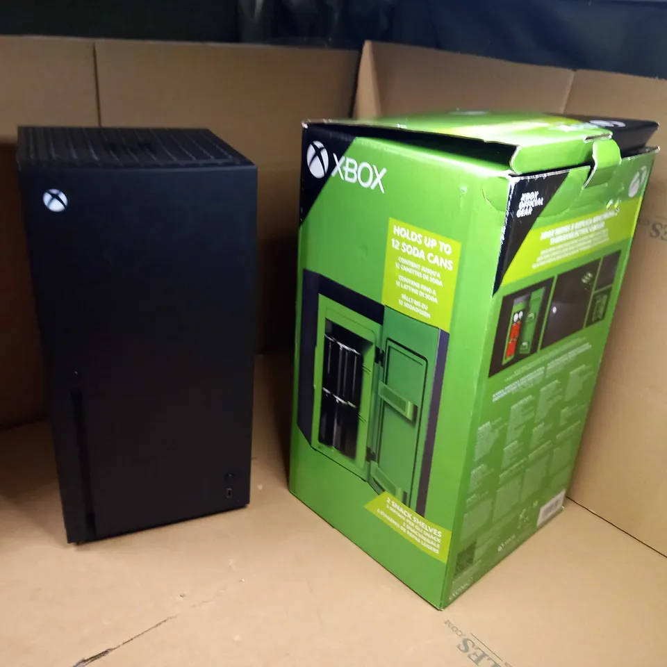BOXED X-BOX SEIRES X REPLICA MINI FRIDGE