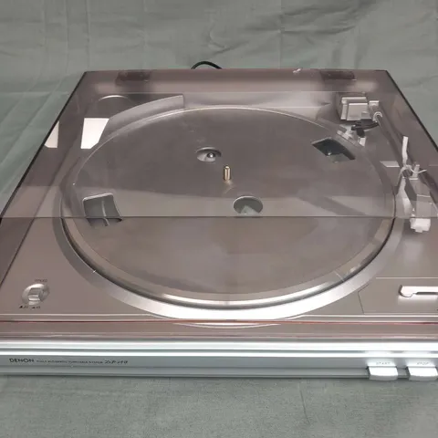 DENON DP29F SILVER TURNTABLE