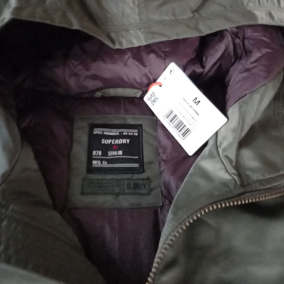 SUPERDRY MAT HOODED BOMBER IN GREEN - M