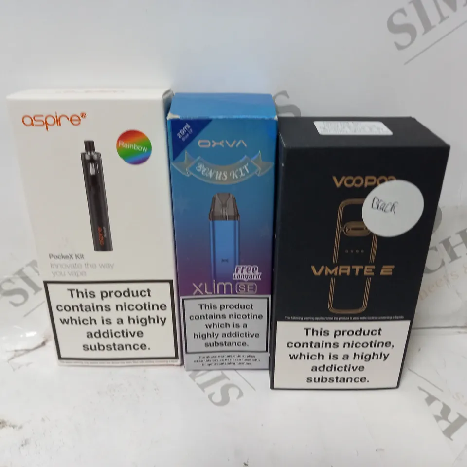 BOX OF APPROXIMATELY 20 ASSORTED E-CIGARETTES