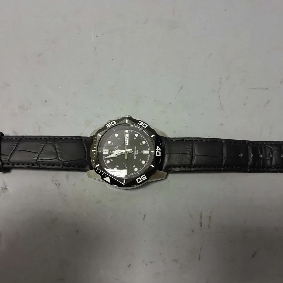 CASIO ILLUMINATOR 5373 WATCH
