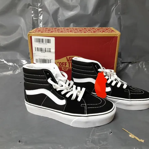 BOXED PAIR OF VANS SK8 HI PLATFORM BLACK/WHITE UK 5.5