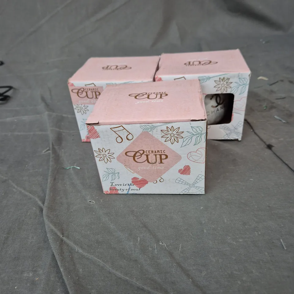 3 X CERAMIC MUGS WITH CHANEL-STYLE LOGO, GREY MARBLE FINISH 