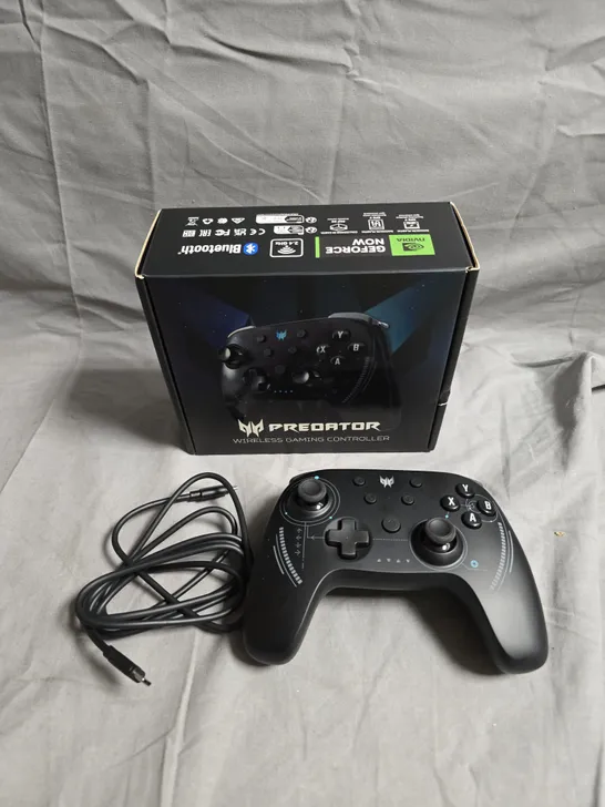Lot 4412: PREDATOR WIRELESS GAMING CONTROLLER – BLACK (WITH USB CABLE ...
