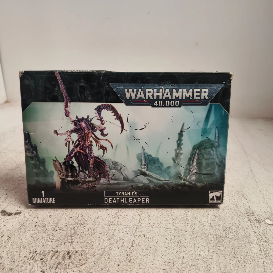 WARHAMMER 40,000 TYRANIDS DEATHLEAPER MINIATURE – BOXED