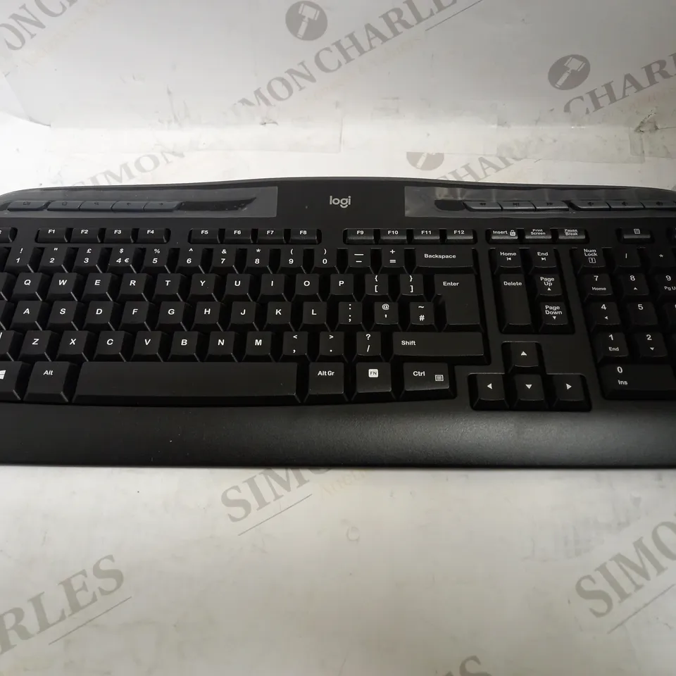 LOGITECH MK330 WIRELESS KEYBOARD