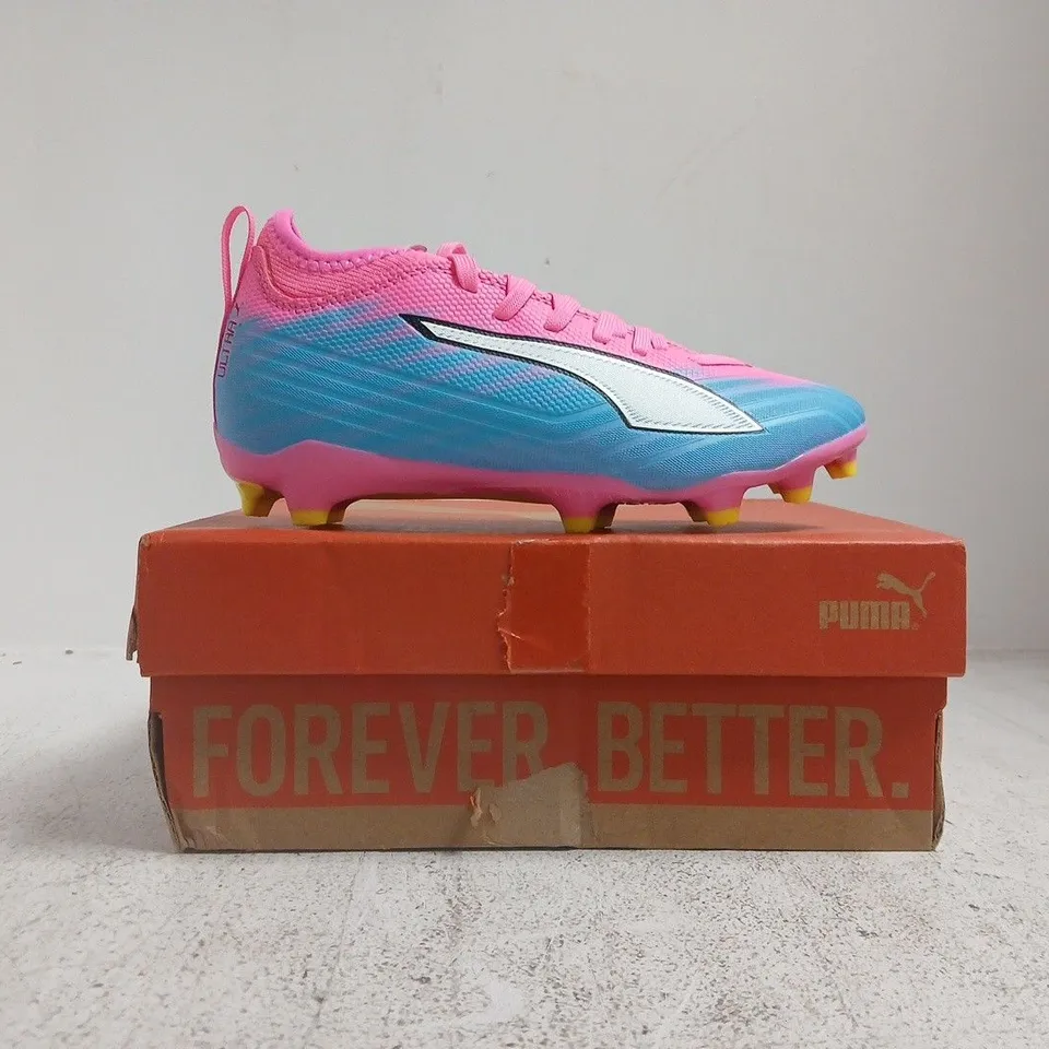 BOXED PAIR OF PUMA JUNIOR ULTRA 6 MATCH FIRM GROUND FOOTBALL BOOTS IN PINK/BLUE/ORANGE SIZE UK 1
