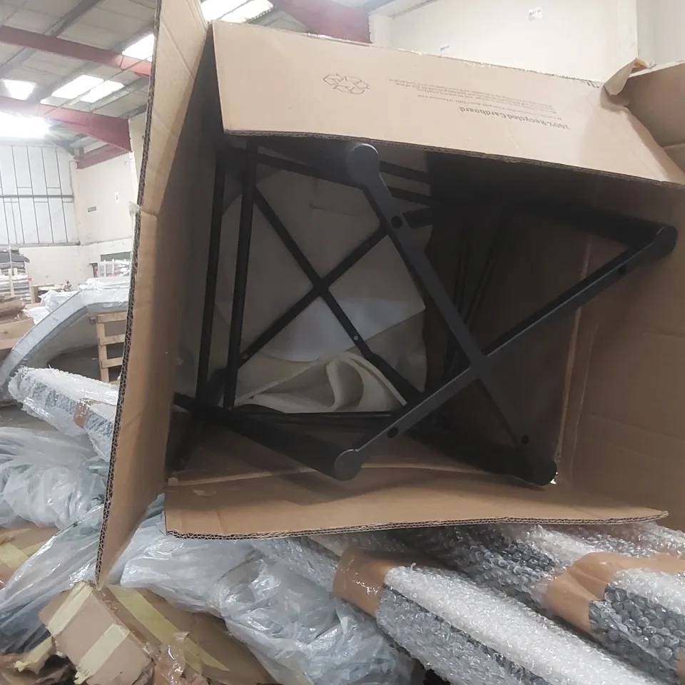 PALLET CONTAINING A LARGE QUANTITY OF ASSORTED DANETTI FURNITURE PARTS