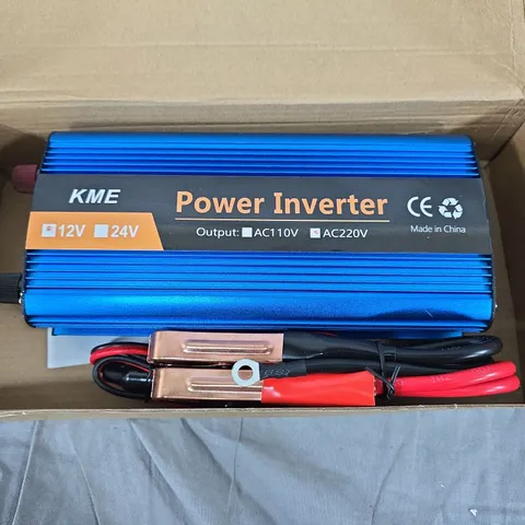 KME Power Inverter 12V/24V to 110V/220V – Boxed