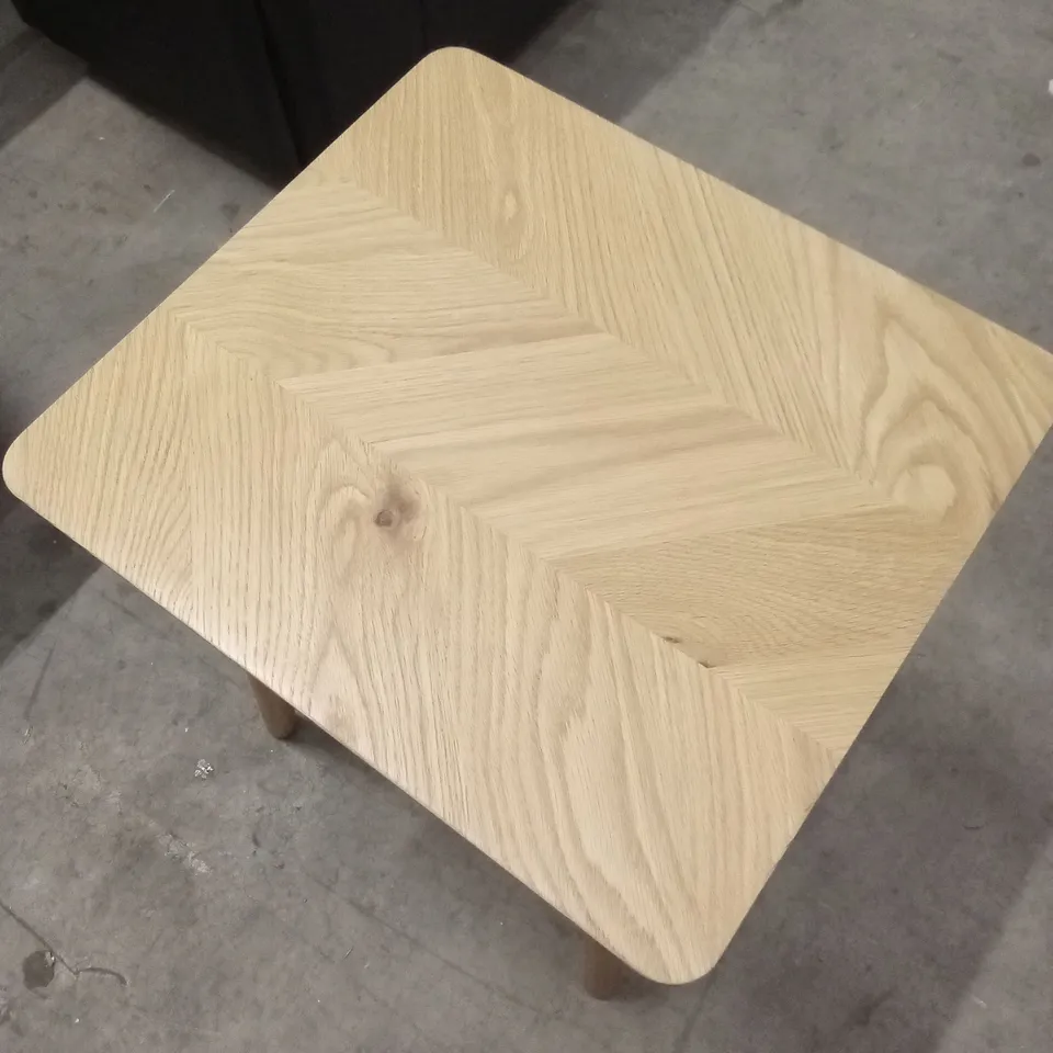 CHRISLEY SIDE TABLE
