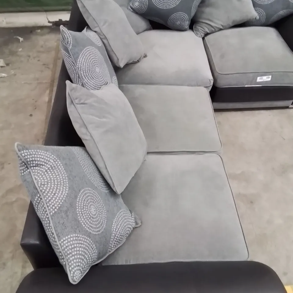 QUALITY DESIGNER GREY FABRIC/FAUX LEATHER UPHOLSTERED CORNER/L SHAPE SOFA 