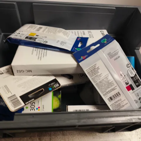 APPROXIMATELY 10 ASSORTED ITEMS TO INCLUDE INK CARTRIDGES , CANON AND WIRELESS MOUSE 