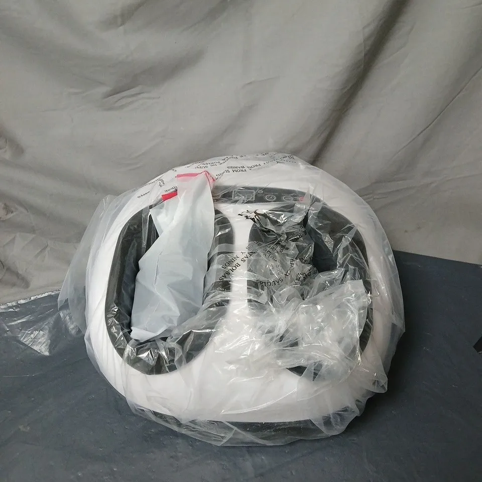 FOOT MASSAGER DEEP TISSUE KNEADING WITH HEAT BOXED