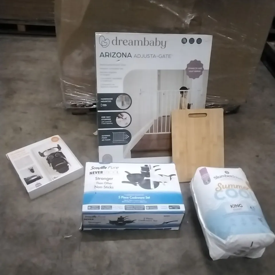 PALLET TO CONTAIN HOUSEHOLD GOODS INCLUDING; SCOVILKE NOT STICK PAN SET, OVER THE DOOR STORAGE, CHOPPING BOARDS, ADJUSTABLE GATE, KING SIZE DUVET