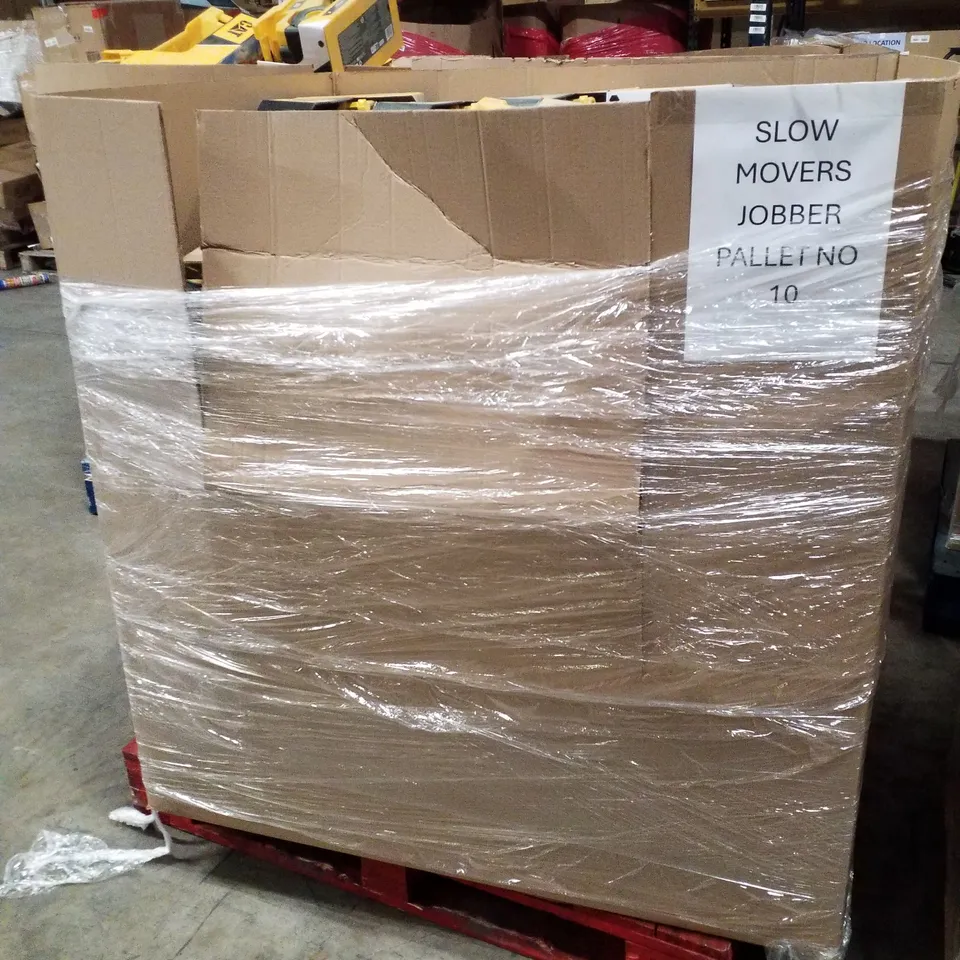 PALLET CONTAINING ASSORTED PRODUCTS INCLUDING HALLOWEEN KIDS BAKING BUNDLE, HALLOWEEN DECOR STARTER KITS & CAT TOUGH RIGS DUMP TRUCK TOYS 