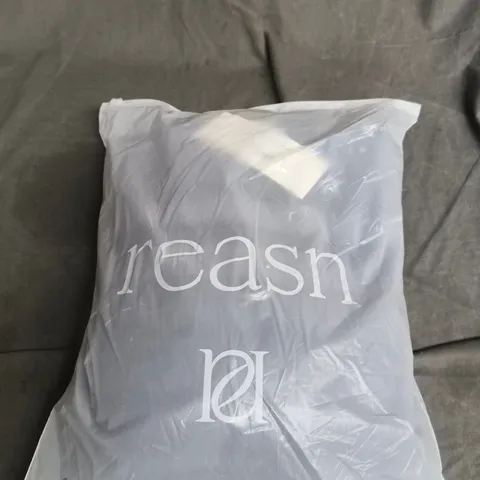 REASN DARK CHERRY OVERSIZED PREMIUM CREWNECK KNIT JUMPER – UK 14-16 