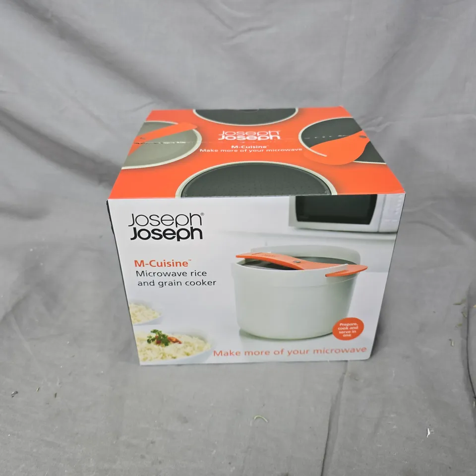 BOXED JOSEPH JOSEPH M-CUISINE MICROWAVE RICE AND GRAIN COOKER
