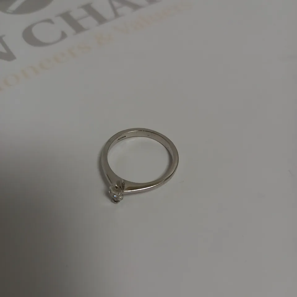 DESIGNER 18CT WHITE GOLD SOLITAIRE RING SET WITH A MARQUISE CUT DIAMOND