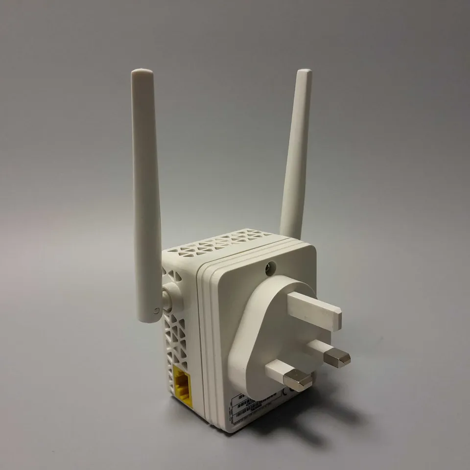BOXED NETGEAR WIFI RANGE EXTENDER