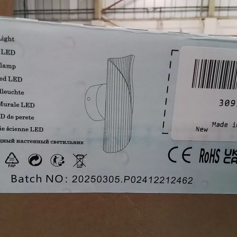 BOXED CASCANTE ACRYLIC LED FLUSH MOUNTED WALL LIGHT