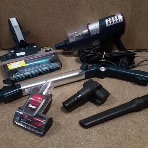 BOXED SHARK HZ4000UKT POWERDETECT STICK PET VACUUM WITH DUOCLEAN DETECT TECHNOLOGY, ANTI HAIR WRAP PLUS, FLEXOLOGY AND ANTI-ODOUR TECHNOLOGY