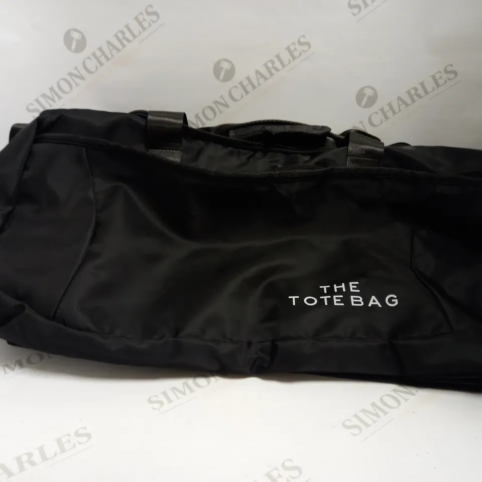 THE TOTE BAG