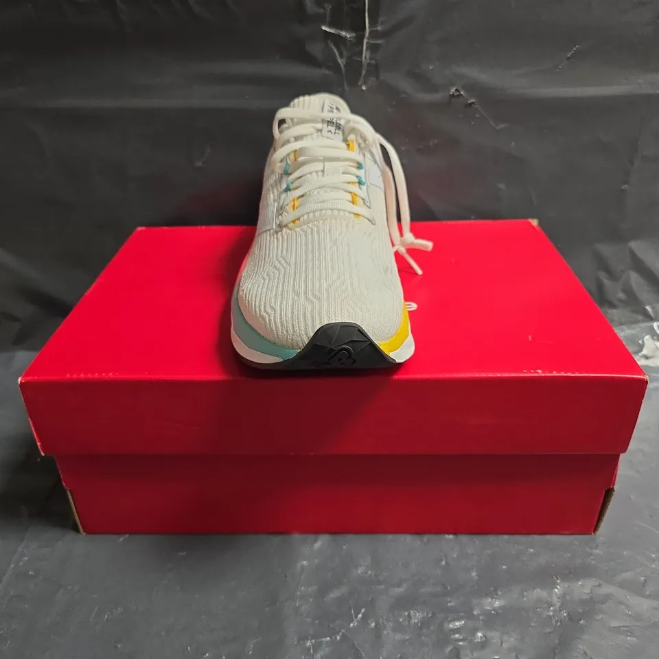 BOXED PAIR OF NEW BALANCE FUELCELL TRAINERS IN WHITE/MULTI SIZE UK 7.5