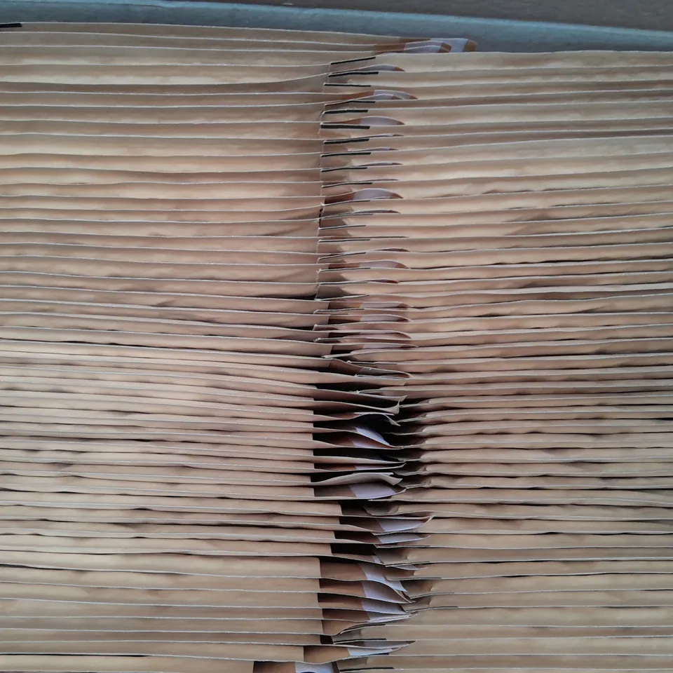 BOXED JIFFY AIRKRAFT ENVELOPES (APPROXIMATELY 100)