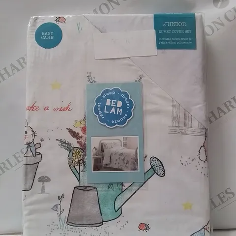 BRAND NEW BRENTFORDS KINGSIZE DUVET COVER SET
