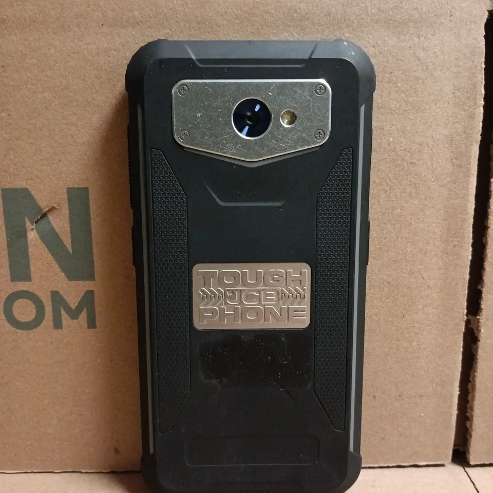 TOUGH JCB MOBILE SMARTPHONE