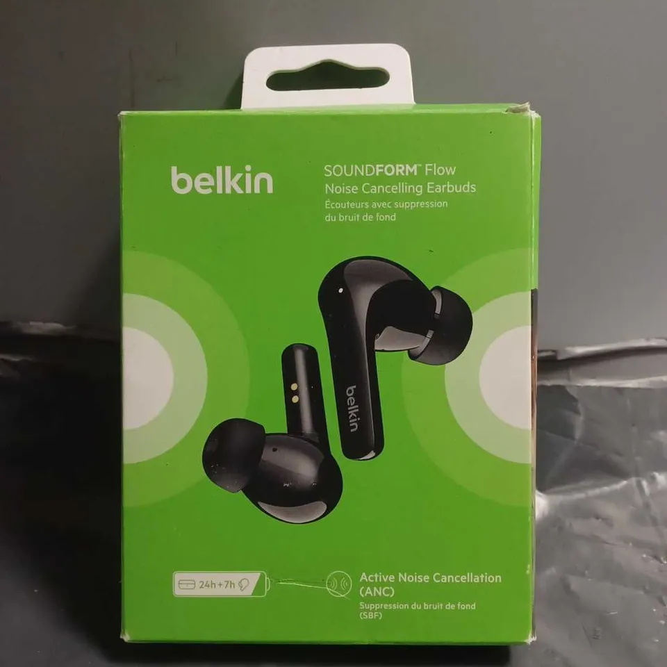 SEALED BELKIN FLOW NOISE CANCELLING EARBUDS 