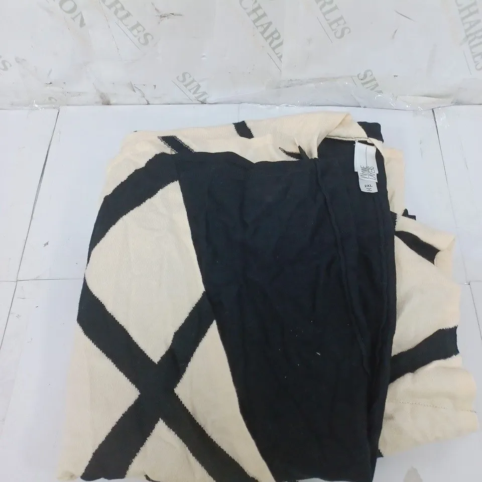 WYNNE LAYERS CARDIGAN IN CREAM/BLACK SIZE 2XL 