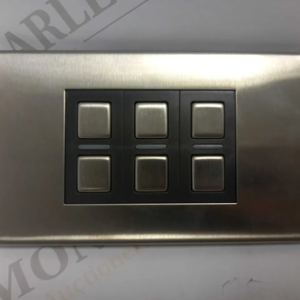 LIGHTWAVE LP23 SMART DIMMER 3 GANG STAINLESS STEEL