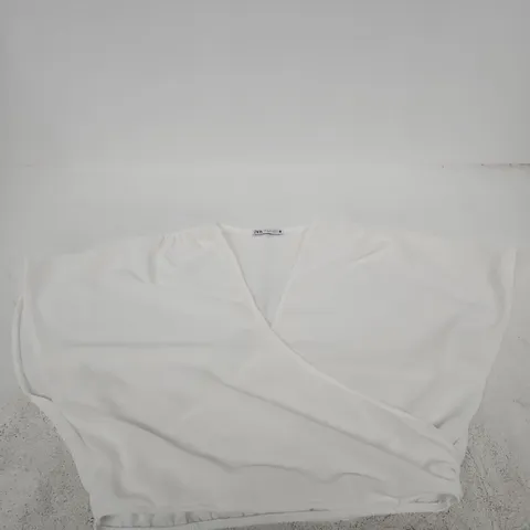 ZARA WHITE WRAP TOP – UK 10 (EUR M, USA M)