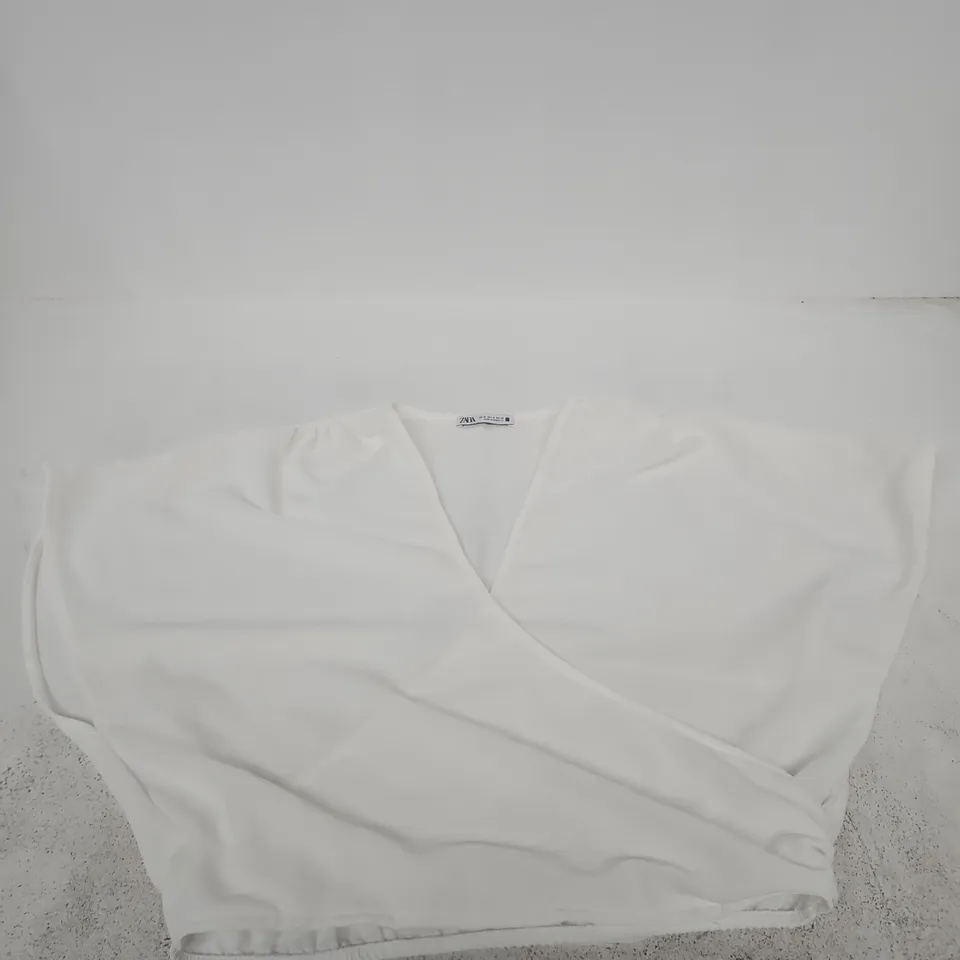 ZARA WHITE WRAP TOP – UK 10 (EUR M, USA M)