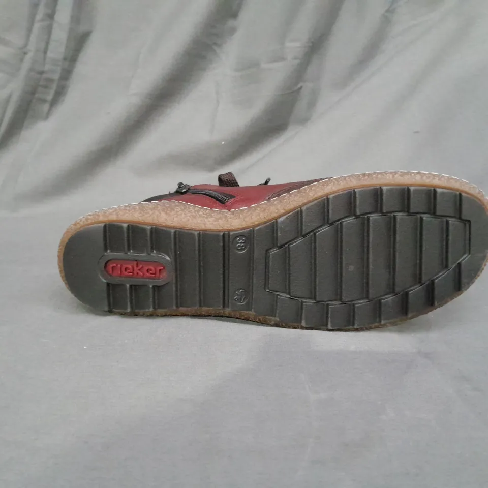 BOXED PAIR OF RIEKER BOOTS SIZE 5.5