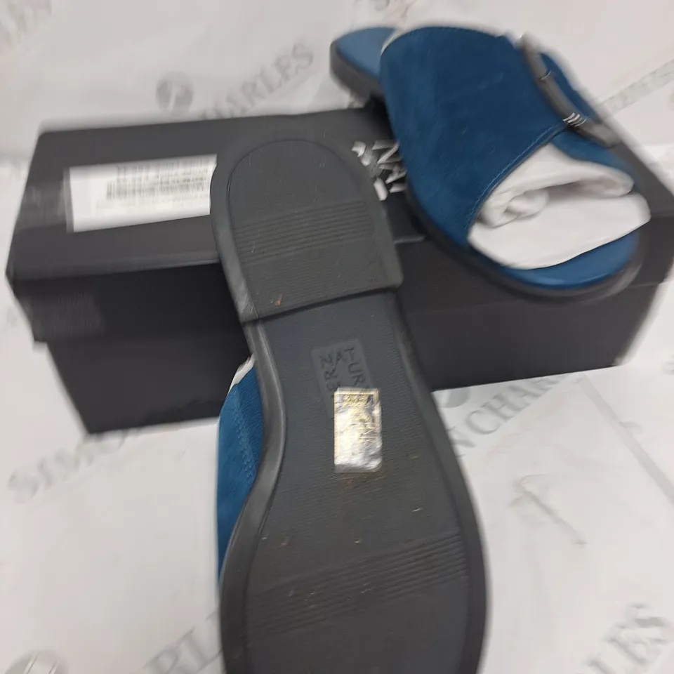 NATURALIZER FOREST SLIP ON SHOE SIZE 4.5